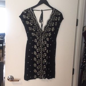 Forever 21 Embroidered detail dress, size S
